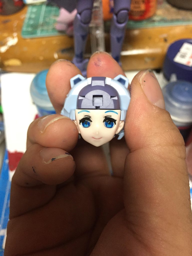 瞳はシタデルにて塗装。元と色が違うのは気にしないように