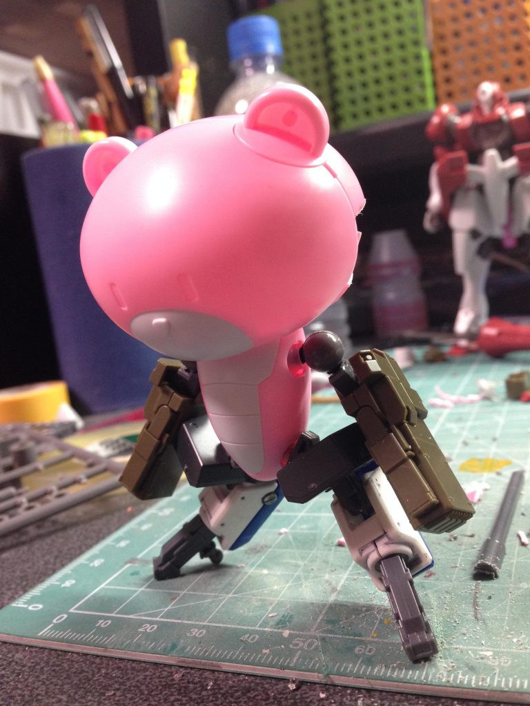 プチッガイをどうしたら宇宙世紀の世界観に落とし込めるか。というのがメインテーマだったけど結果どこまでいってもプチッガイはプチッガイだった、、、