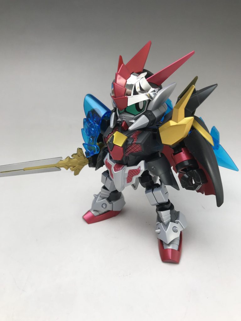 ノーマルモード
ユナイトゼロの基本モード
リードソードを主軸に戦い必要に応じて
背にあるサンダーソードを使用して戦う。