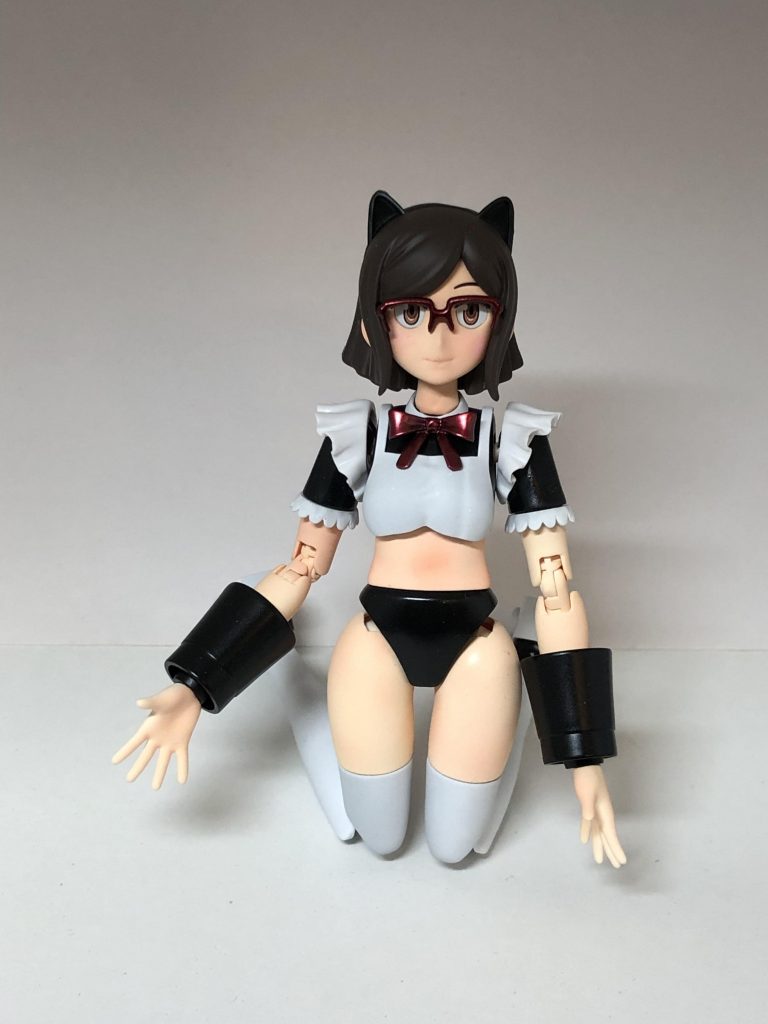 ベースにホワイトのサフを吹いた後、ラスキウスのホワイトピーチを吹き、クリアペールレッドでシャドウをつけました。