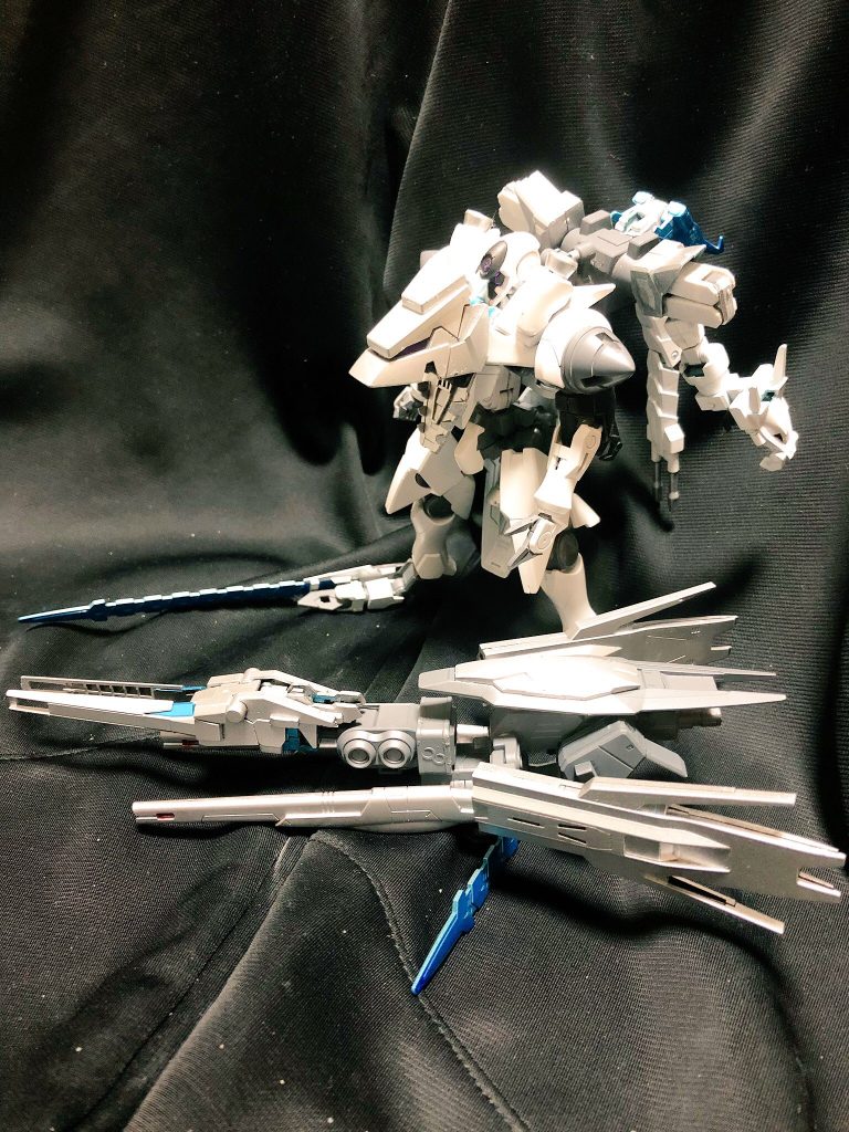 D-Ⅲ GN-X 専用の支援機GNfighter 
ガンファイターです。