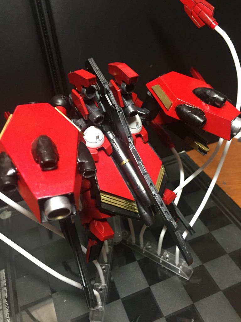 Z/Xフェイズ
機体にあるブースター、スラスター全てを後方へ向けることで直線速度を劇的に上昇させる形態