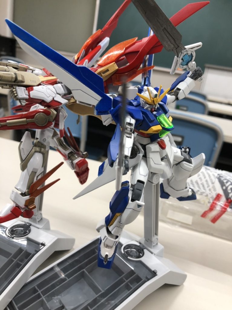 V×Vガンダム･MF＆ガンダムXXセイバー–3枚目/制作者：雨兎ラビィ