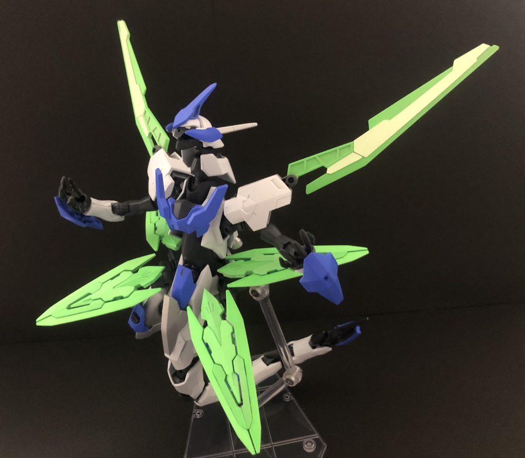 「ダイクロイックミラー！！！」

口を開閉できるようにしてみました。

クリアウィングは自身の効果を発動するとき、画像のように咆哮していたイメージがあります。