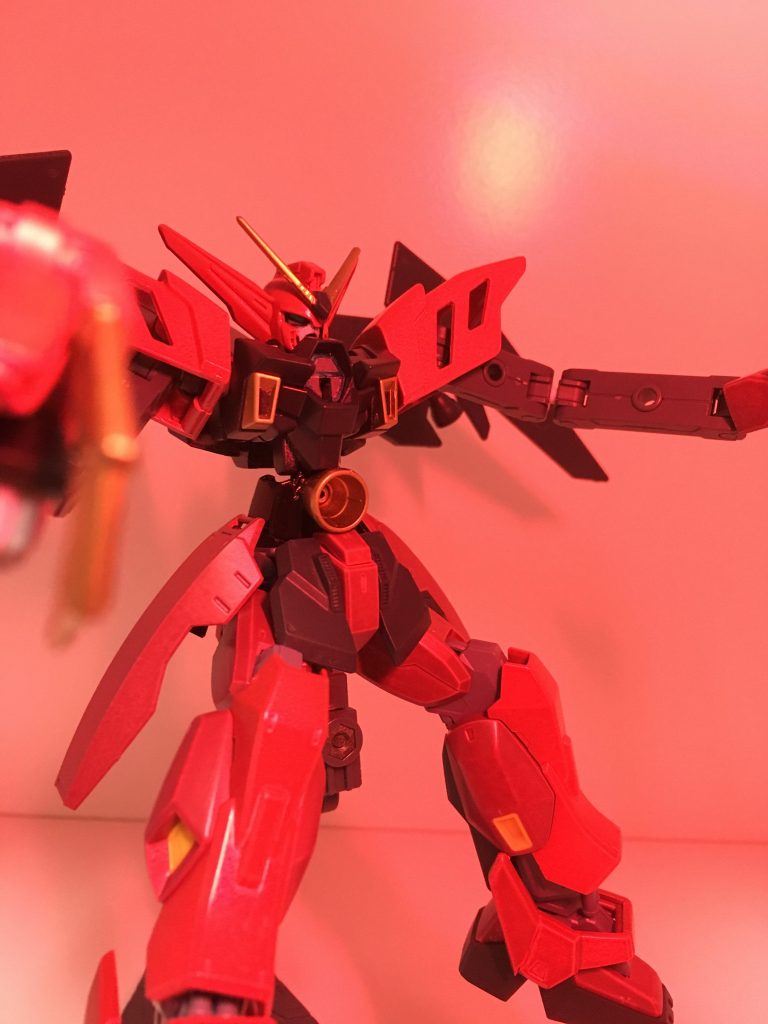 ブンドドその4。メガソニック砲は差し替え無しで展開出来ます。