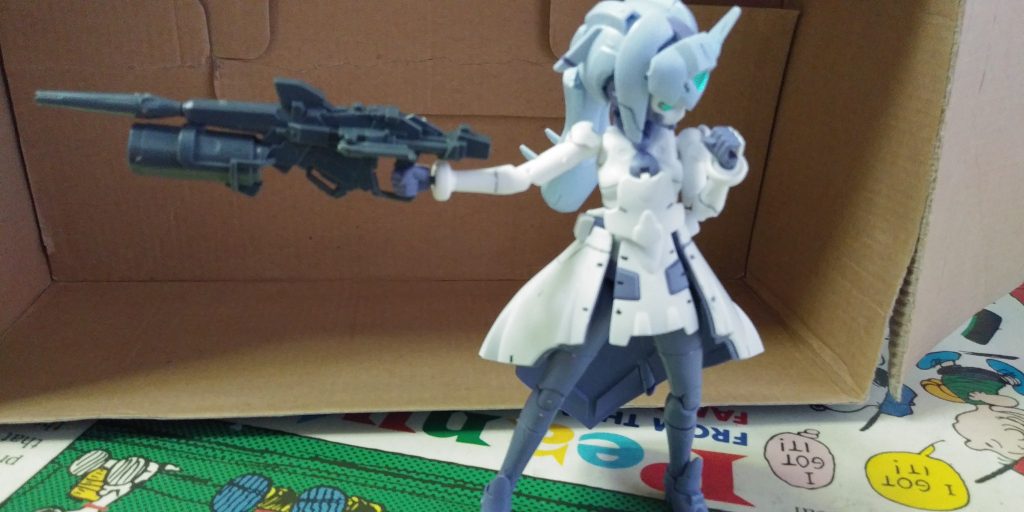 やっぱり持たせたいビームマグナム。HGUCバンシィノルンのを拝借。