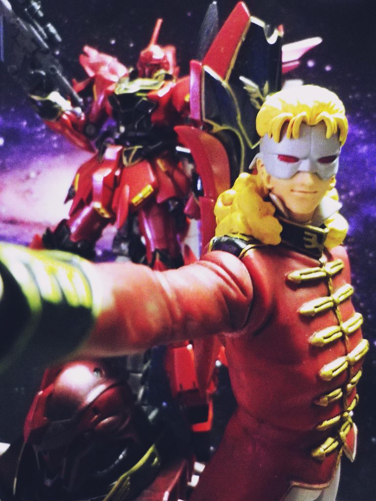 ドヤ顔のフル・フロンタル様です（笑）