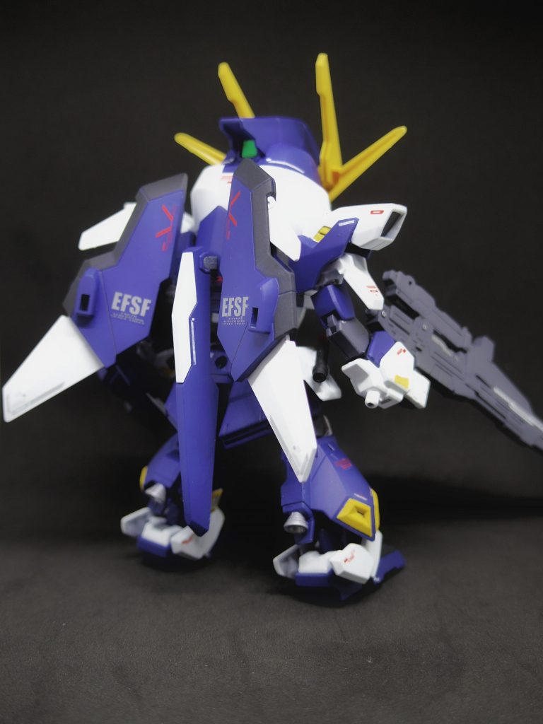 ## …開発経緯…
ある日、トミーに、機体の改修の話が、舞い込んだ。
どうやら、機体の改修には、“新システム”の搭載が条件ということだった。
“新システム”と呼ばれるモノの詳細は、教えられなかったが、トミーは、喜んで機体の改修を了承した。