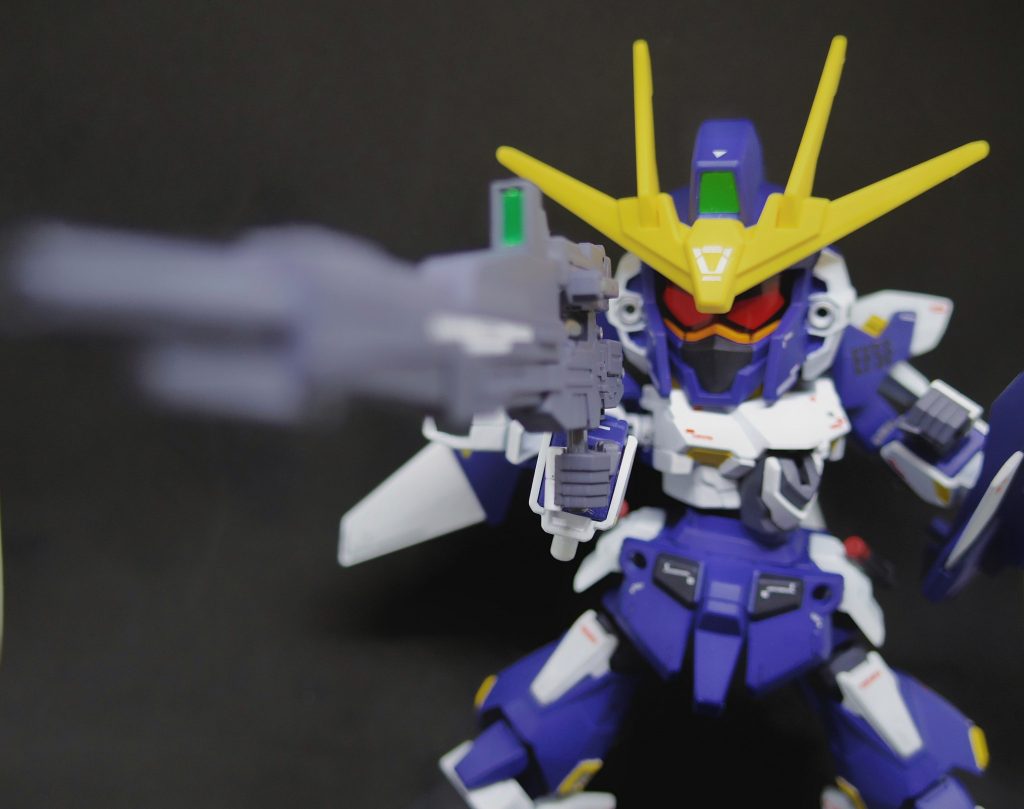 ## …数日後…
技術士官「お待たせしました。*型式番号“MSN-001A1+”、デルタプラスカスタム*です。」
トミー「デルタプラスに更にプラス…デルタプラスプラス…いや、*デルタツープラス*…!基地への登録コードも、*“ΔⅡ+”*にしといてくれ」
技術士官「わかりました。それと一点…。新システムの導入のため、コックピット周辺を改修しました。そのため、WRへの変形機構が、これまでと異なっております。ご承知ください。」
トミー「変形機構はかまわないが、その新システムってのは、どういうものなんだ? 」
技術士官「これまでもデルタプラスに搭載せれていた、バイオセンサーと同じようなモノです。あなたの戦闘を補助してくれます…」
トミーには、そう答える技術士官の顔が、少し緊張しているように見えた…