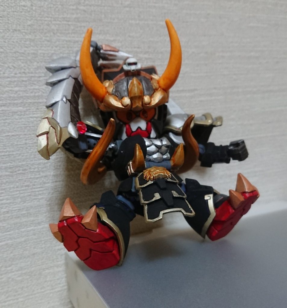 黒部分の塗装に、アクリル絵の具を使ってみたのですが、つや消し感は良いのですが何かモッタリしてしまいました。