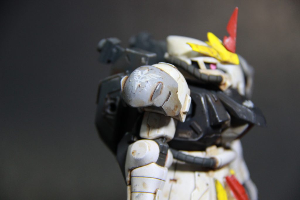 MS-06R-EF Zaku Emperor Type-F–2枚目/制作者：Meister Ps