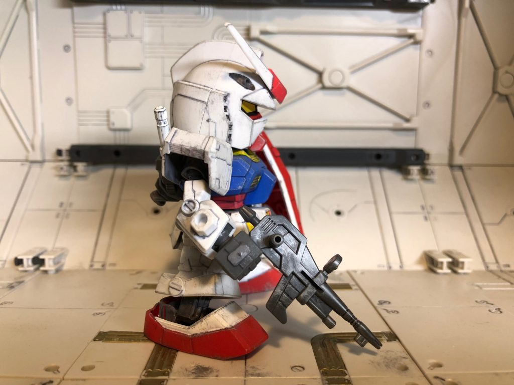 ほぼほぼシンナーレスSDガンダム–4枚目/制作者：アミガサタケ