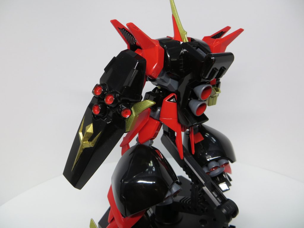 軽装後ろから。