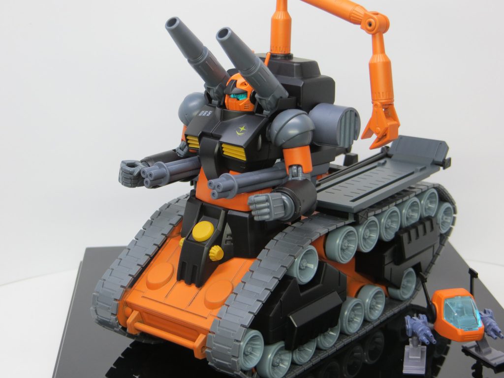 キャタピラ×2を合わせると良い感じの大きさに。