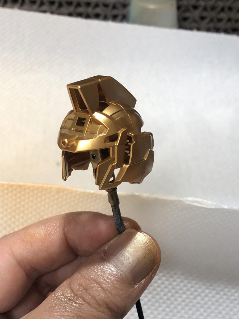 僕は濃いというかオレンジ味が強いというか、下品な金(笑)が好きなので
自家製のクリアオレンジでコートしました。