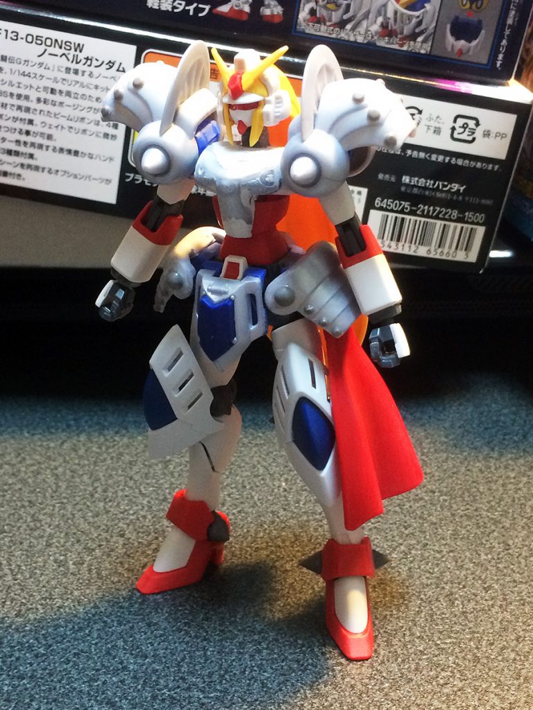 肩幅を詰めるなどプロポーションはいじっていますが、鎧で髪が隠れてしまうこともあり、あまり女性らしいシルエットを活かせなかったのは課題ですね。