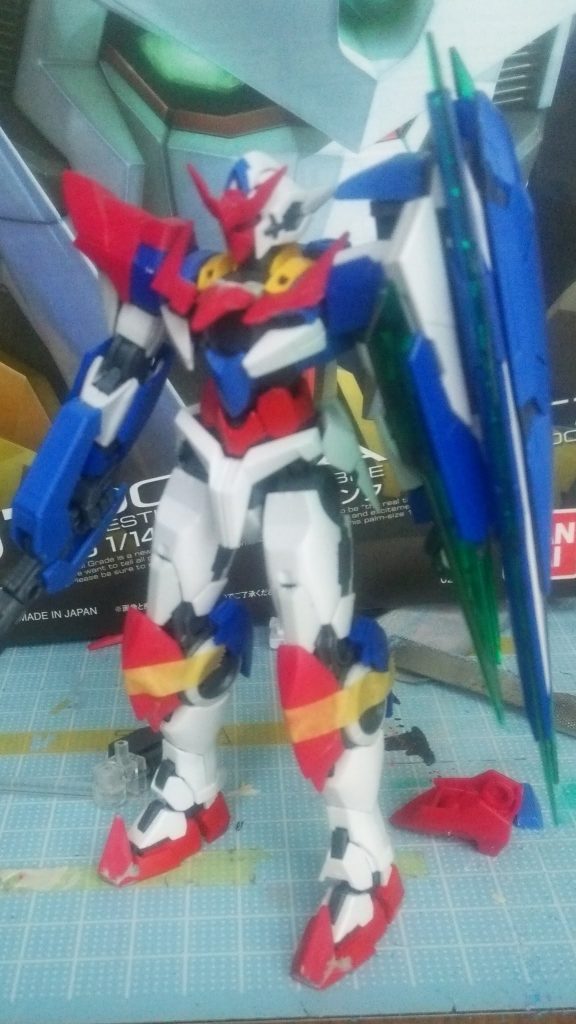 仮取り付けの段階です。どこにダークマターの部品が付けてあるか分かりやすいですね。