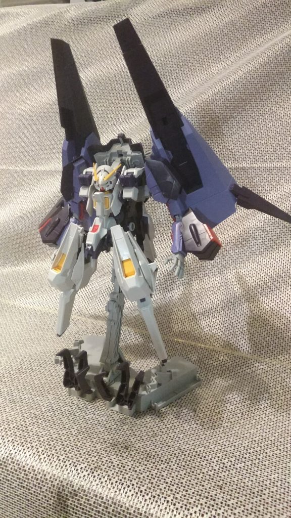 ver.1 

すとらいぷすさんの原作を基して,メッサーラのパーツを装備する.