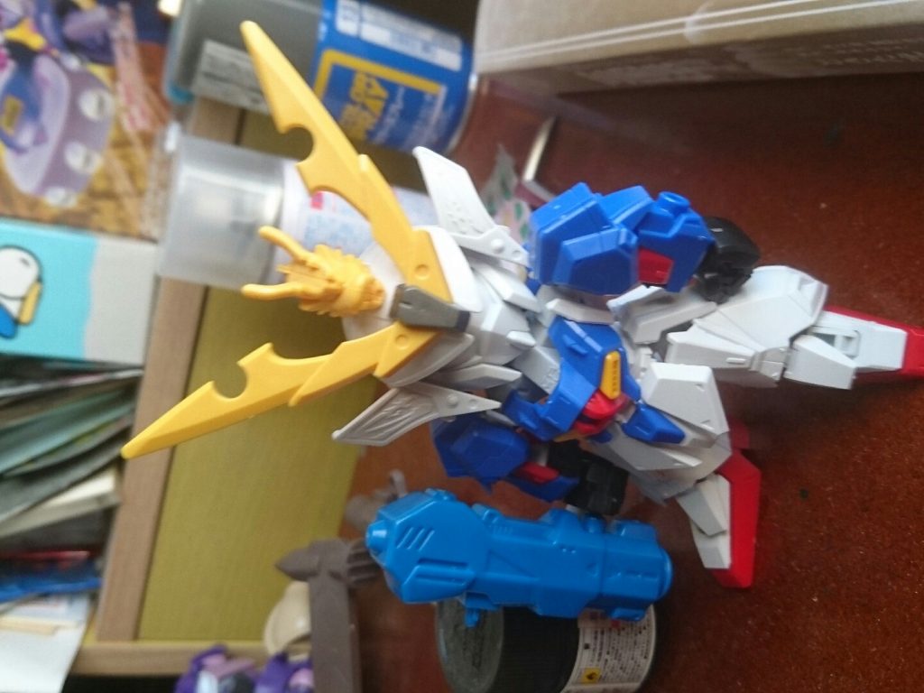 製作初期の状態。
既に姿は確定しているようなモノだったので楽々に完成。