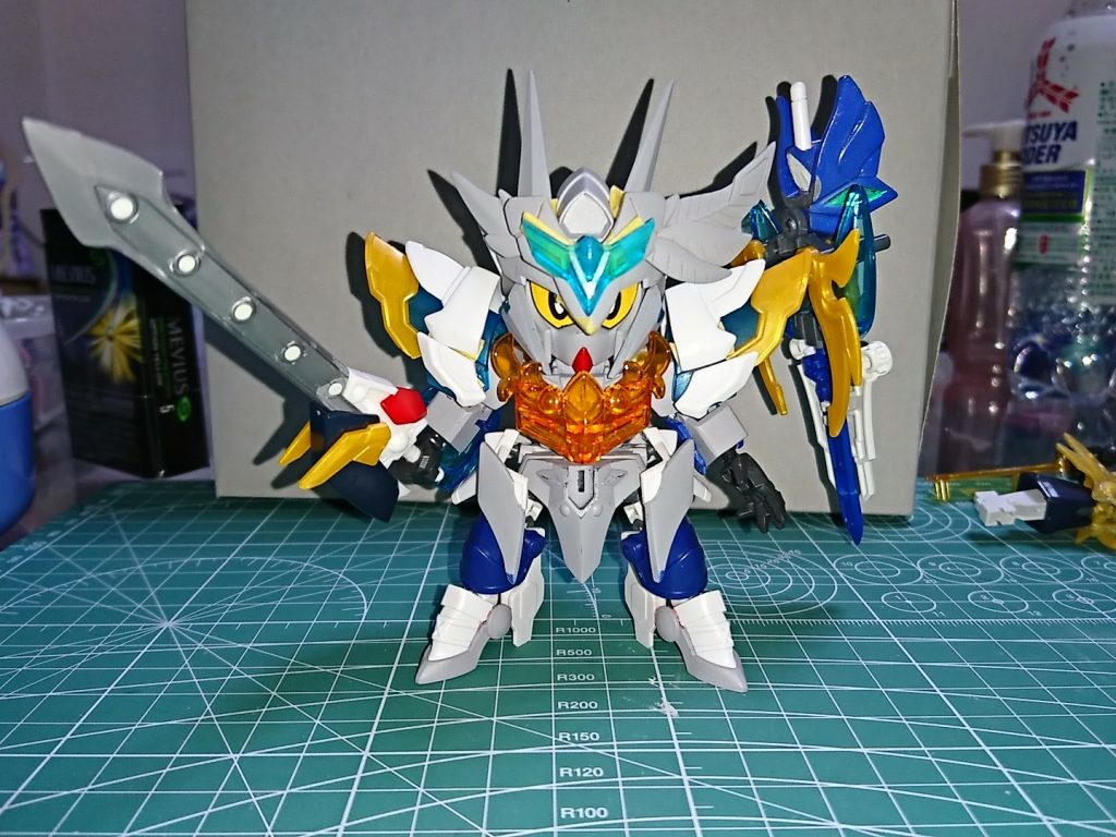 GNソードなど胸部はクアンタのイメージにはそぐわないということで改良が加えられました。