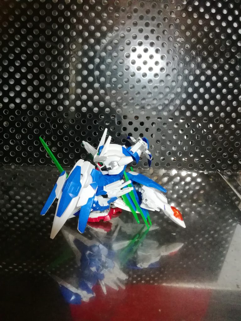 ダブルオークアンタフルセイバー–4枚目/制作者：アッキー