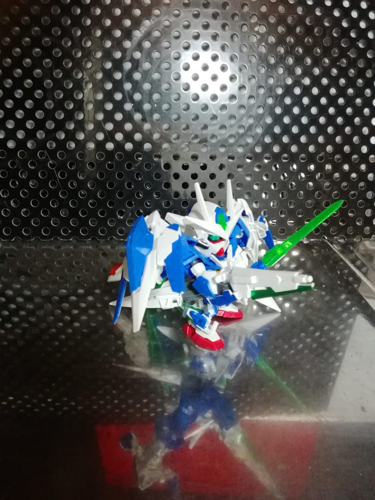 ダブルオークアンタフルセイバー–3枚目/制作者：アッキー