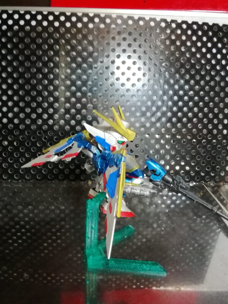 ウイングガンダム01カスタム–3枚目/制作者：アッキー