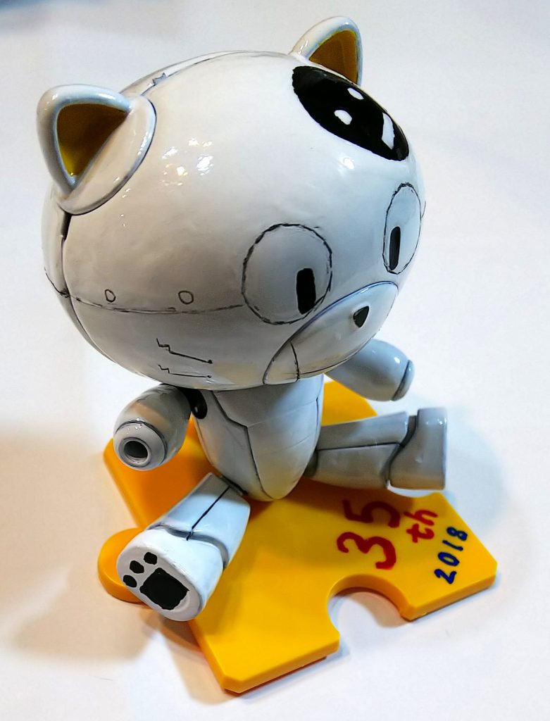 ひげの部分、メカのネジ部分も筋彫りと墨入れで再現!!
いい感じ♪