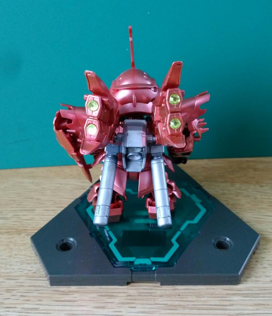 ブースターのジュエリーシールの輝きが特徴。