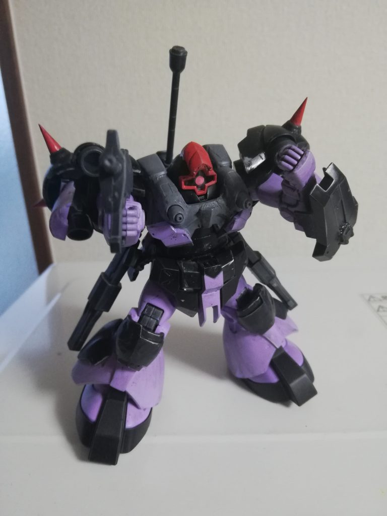 主にグシオンとヘルムヴィーケ（とジャンクから色々）からパーツを取りました