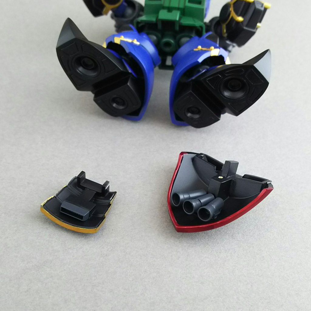 足の裏、サイドアーマー、リアアーマーにバーニアを追加