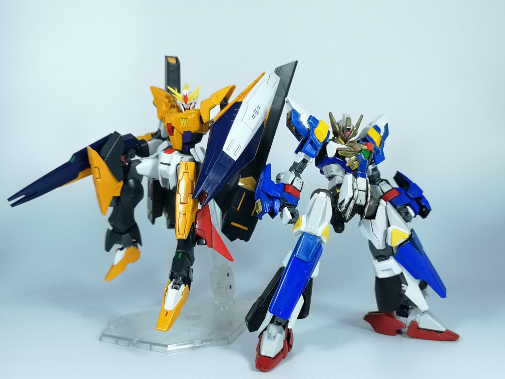 というわけでガンダムウリエル、いかがだったでしょうか?
シャイニングブレイクはこのように少し手を加えただけでがらっと印象を変えて面白いので、みなさんもお正月に作ってみるのをおすすめします!
来年もこんな風に楽しんでガンプラ製作をしていきますので、2019年も応援よろしくお願いします!
あ、動画もYouTubeやニコニコ動画に投稿中ですので、ぜひプロフィールから飛んでご覧下さい!
