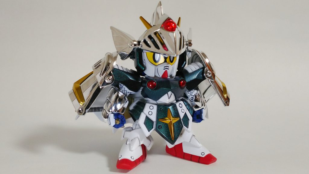 グリーン部分は黒下地にクレオスクリスタルカラーのターコイズグリーン。
白部分は同じクレオスのクールホワイト。
イージーペインターと缶スプレー。部分的に筆塗りです。