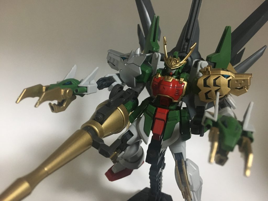 必殺技「火龍旋風撃」。合計4基の火炎放射器から火の龍を呼び出し、広い範囲の敵を攻撃する技。呼び出された龍は炎の渦となり、防御に出た相手さえも飴(あめ)のように舐め尽くす。