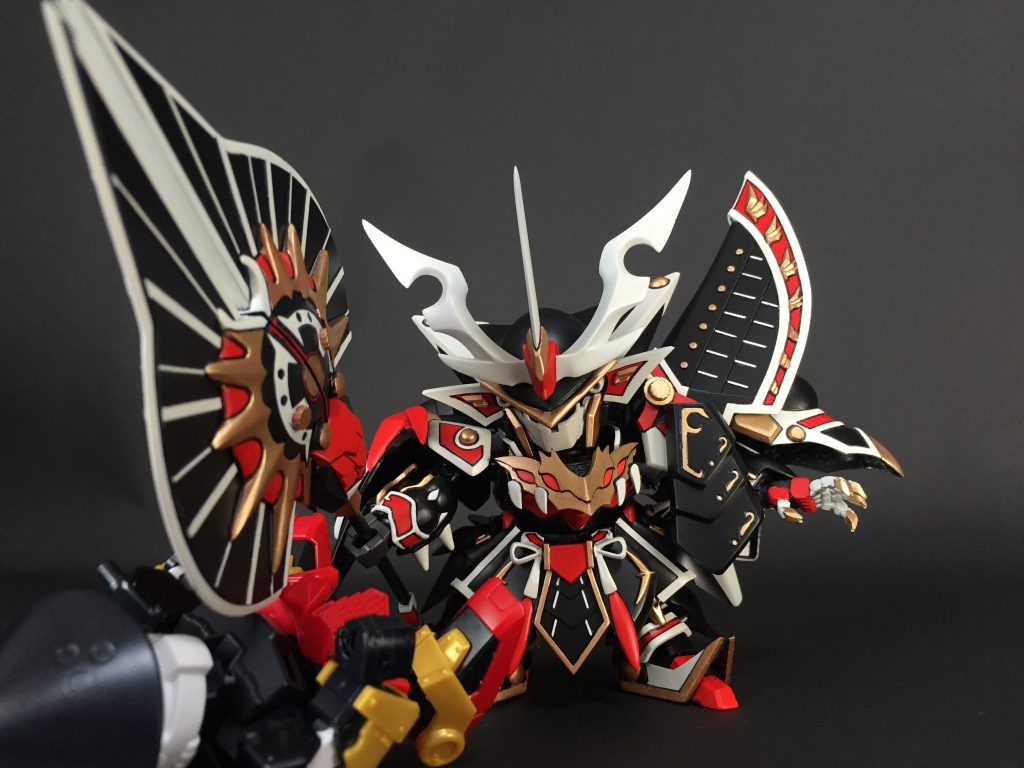 貴様ら地上の雑魚など、我が根絶やしにしてくれるわッ！