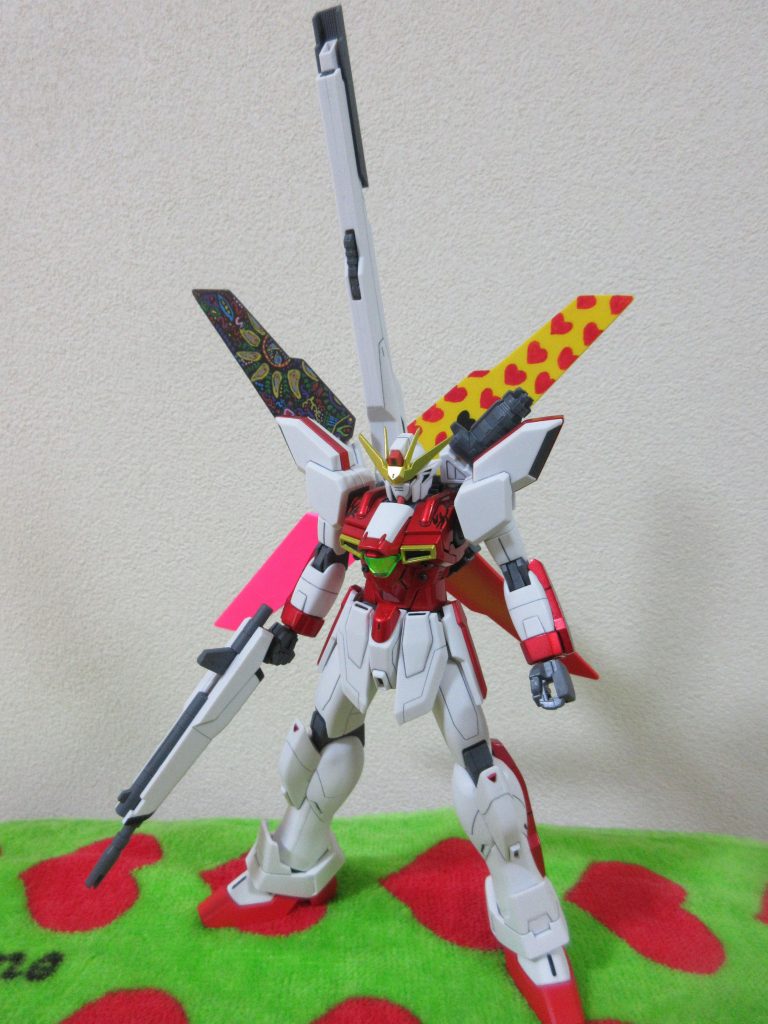 ボディはTHE LAST LIVE時の衣装をイメージしメタリックレッドで塗装。