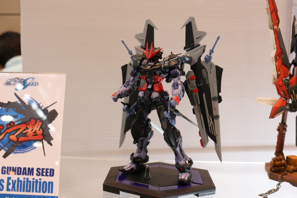 アストレイノワール–5枚目/制作者：xenno(ゼノ)