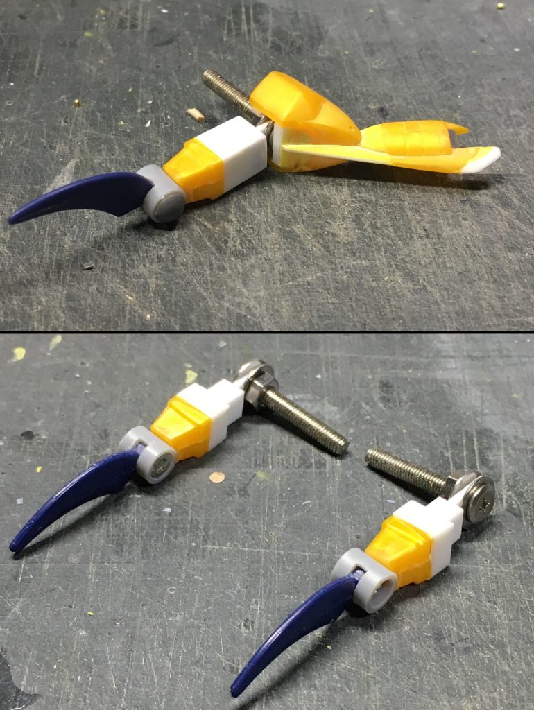 【加工途中_奇面1号 両腕】
肩の羽状のパーツは一度切り離し、角度を変えて再接着。
腕は延長し、接続にネジを使用。（本体内部にナットを入れています）