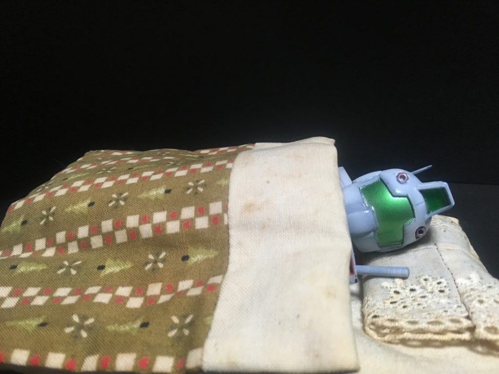 ボディ…製作中。カードダスのアレ風。