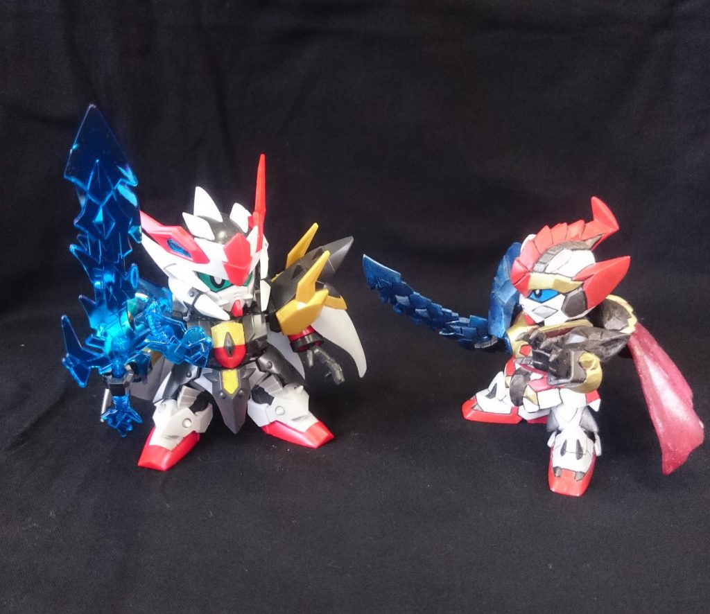 息子のゼロ（レジェンドBB）と。
サイズ差が…。