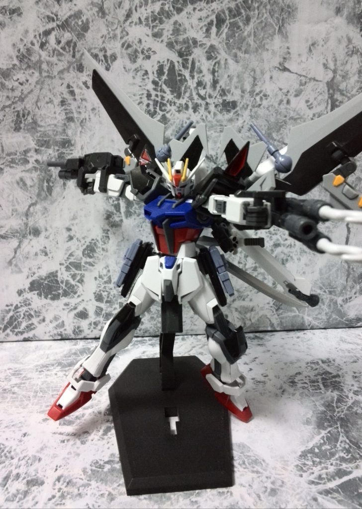 当時、リニューアルされ、発売されたストライクを購入
いろいろ試行錯誤しながら完成させました