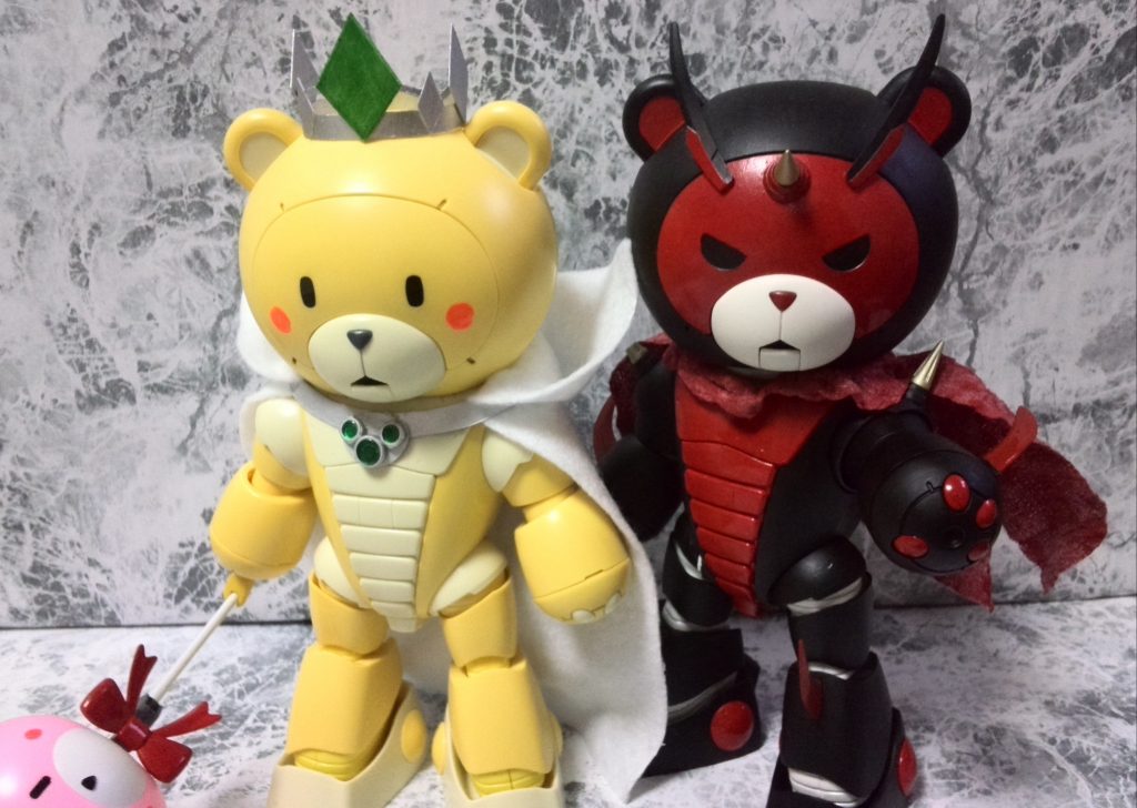 サタンベアッガイとは夫婦設定

サタンベアッガイは
「悪とカッコイイ良さ」をモチーフにして製作したので

ロイヤルベアッガイは
「カワイイ魔法少女的な」をモチーフにして製作を進めていきました