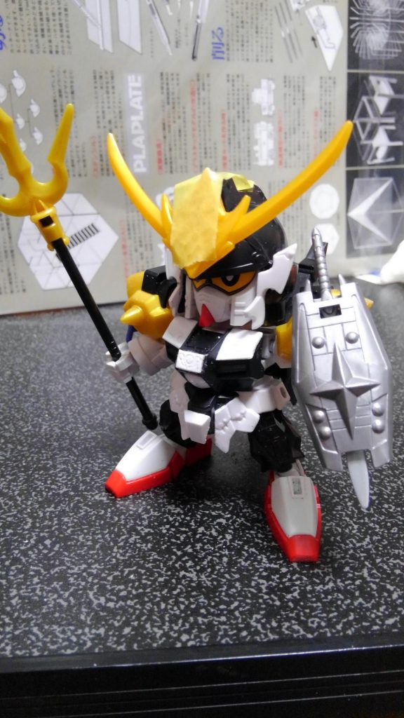 鎧も兜も切っては貼り切っては貼り