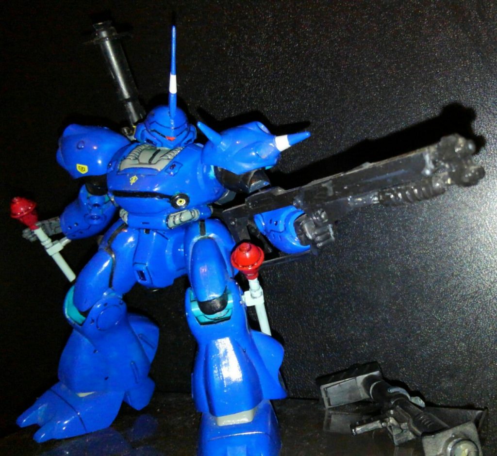 撃っては捨て撃っては捨ての浪漫機体、正直好きですヽ(・∀・)ノ
現地組み立て即出撃だったので汚し表現より艶有り表現の方が良いのだろうか?