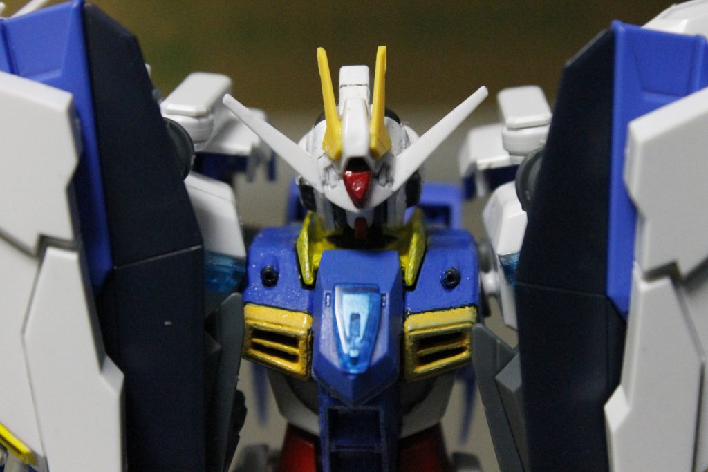 更に追加装備を装備した形態(フルフェーズ)が存在します。