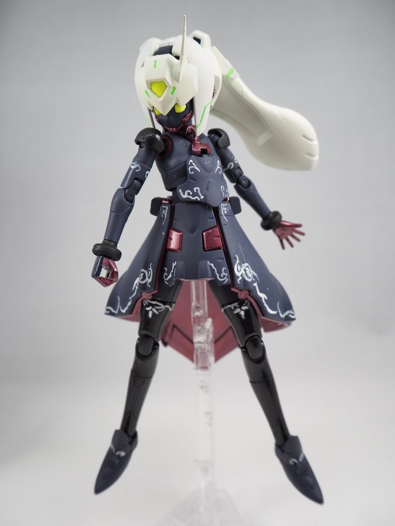 ほぼキットのままで紋様はエナメル書きです。もう一度作るならカッティングプロッタでマスキングテープ切り出すのをやってみたいですね。