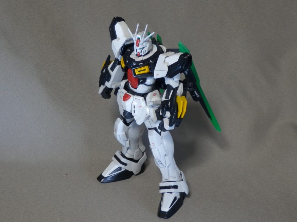 ヘルメスの薔薇の設計図に記された複数の機体を統合して作成された機体であり、流れ着いた謎の動力機関GNドライブを運用することを目的として建造された機体ですある。