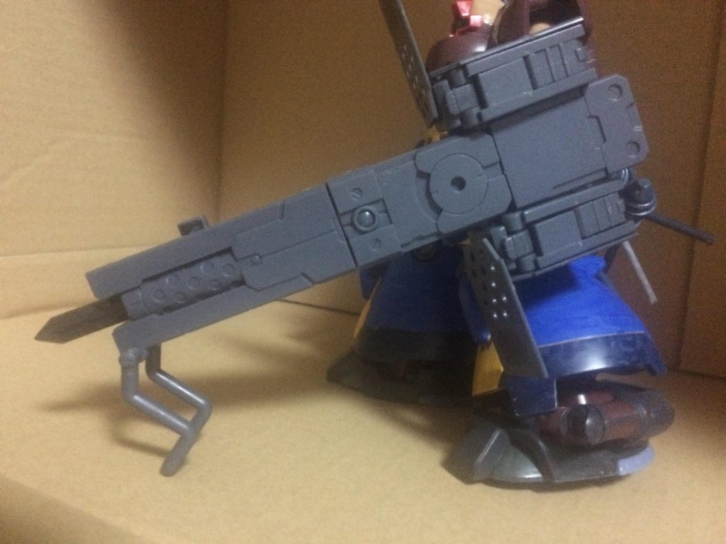 右から。もはやパイルバンカーメインに。