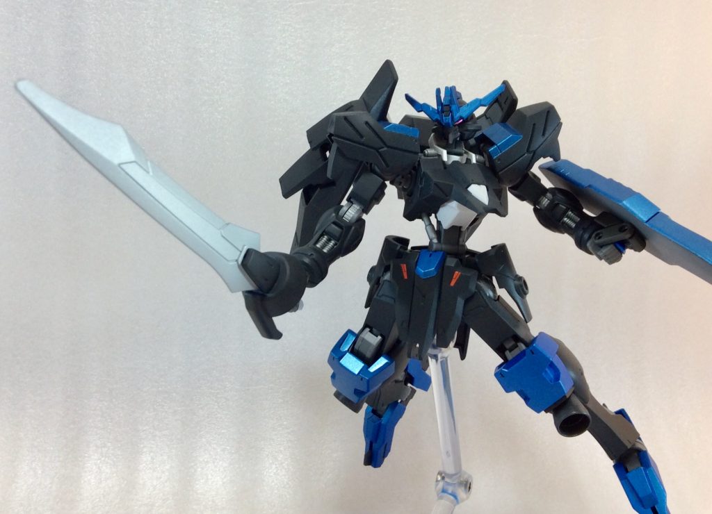 メインウェポンとなるソード
グリムゲリデやレギンレイズ・ジュリアと同様に希少金属が用いられている(という設定)
元となったのはGサイフォスの高出力ヒートソードです。