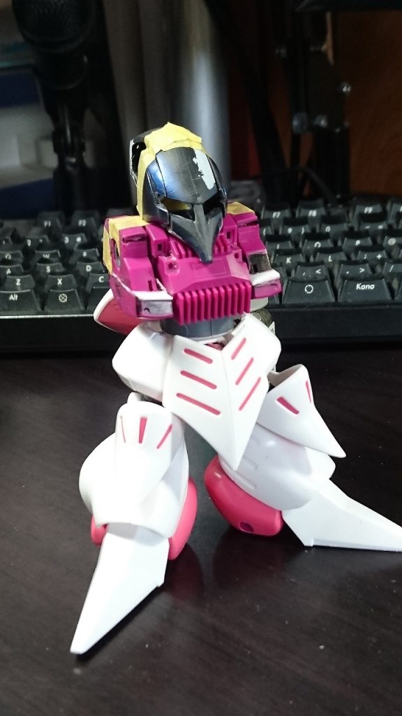 頭部は3枚おろしにしてかなり幅を詰めています